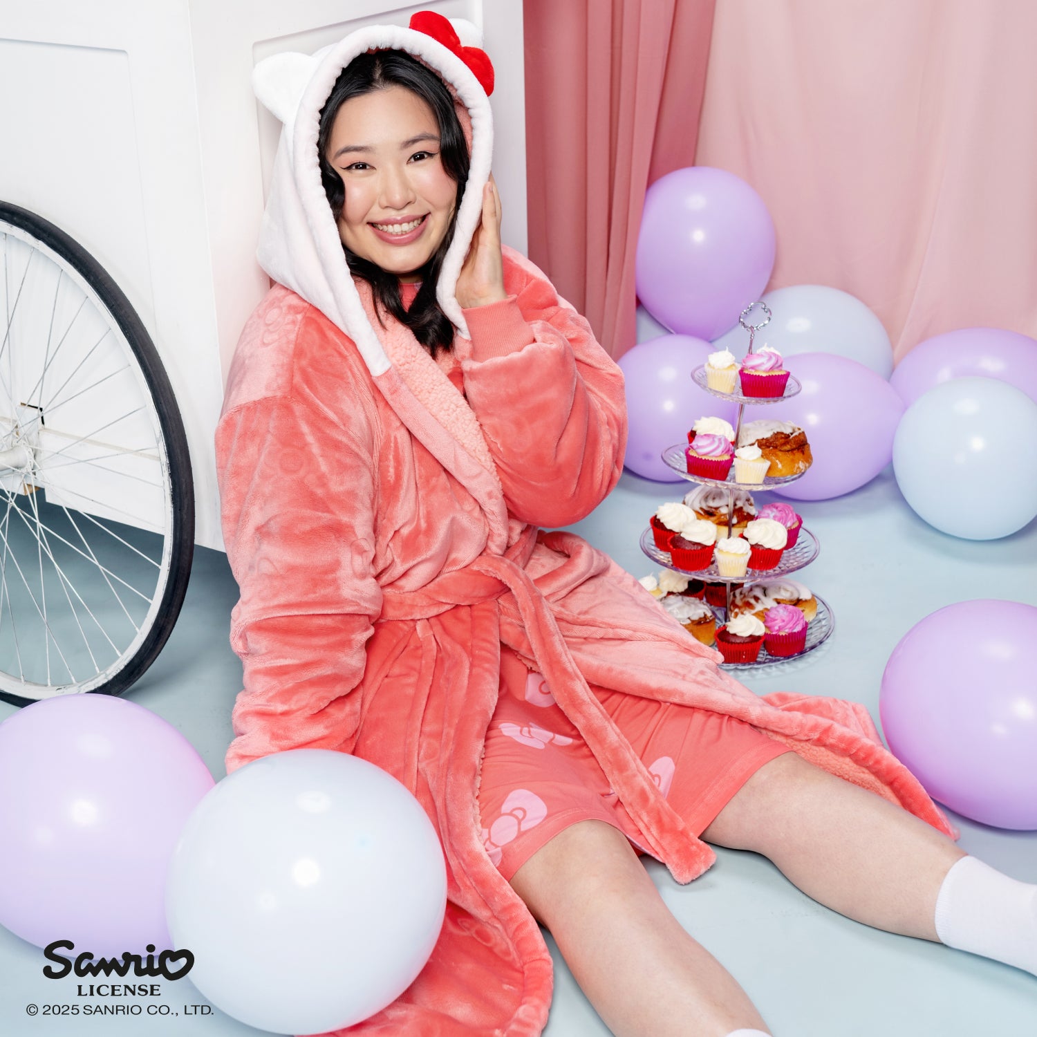 Hello Kitty Bow Sherpa Dressing Gown Licensed – The Oodie UK