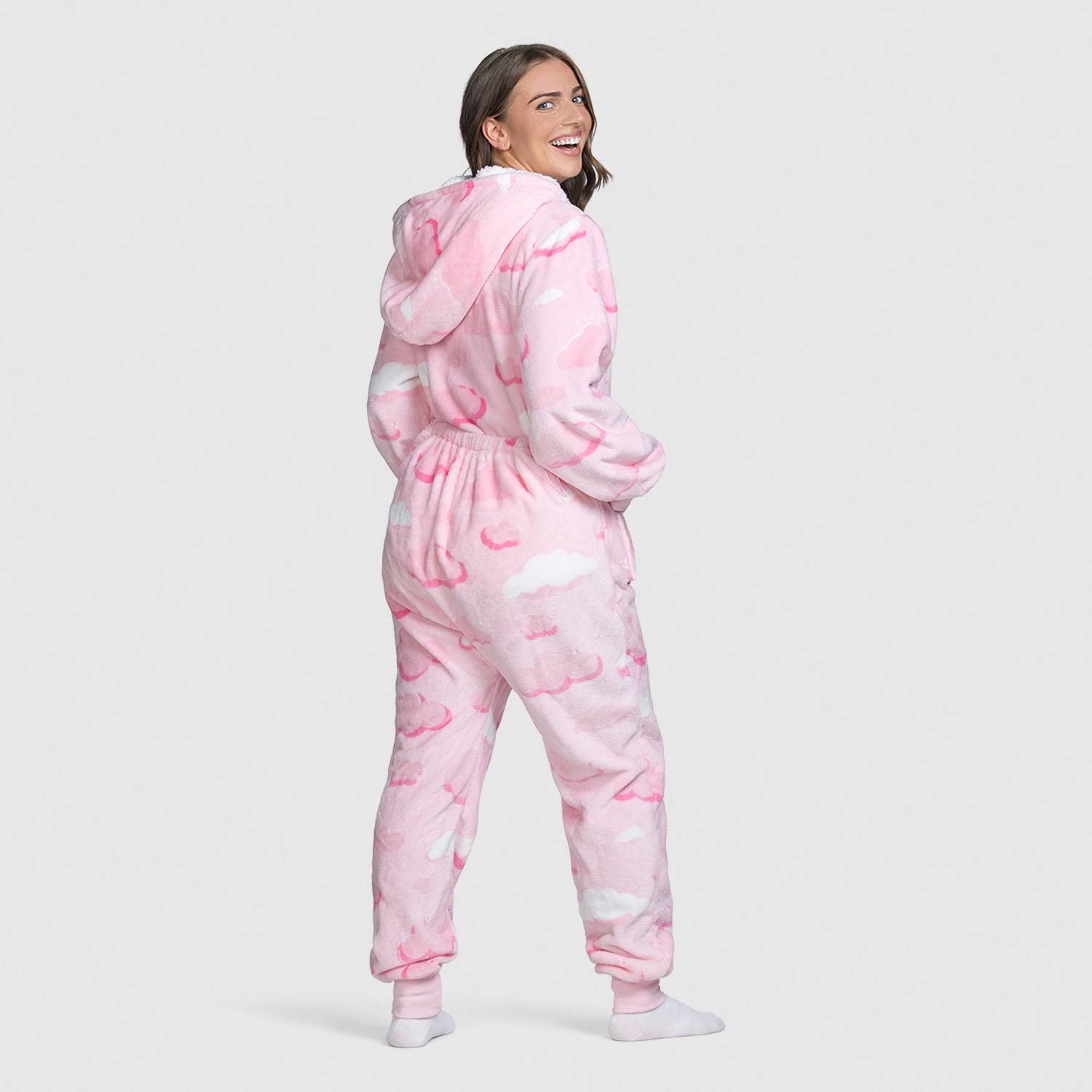 size: Tiyannah is 175cm wearing a size S/M