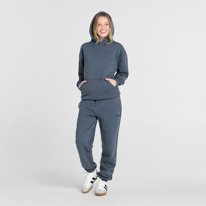 Sarah H is 168cm wearing a size XS/S