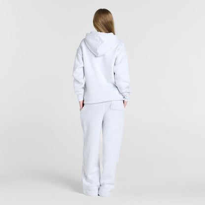 Sarah H is 168cm wearing a size XS/S