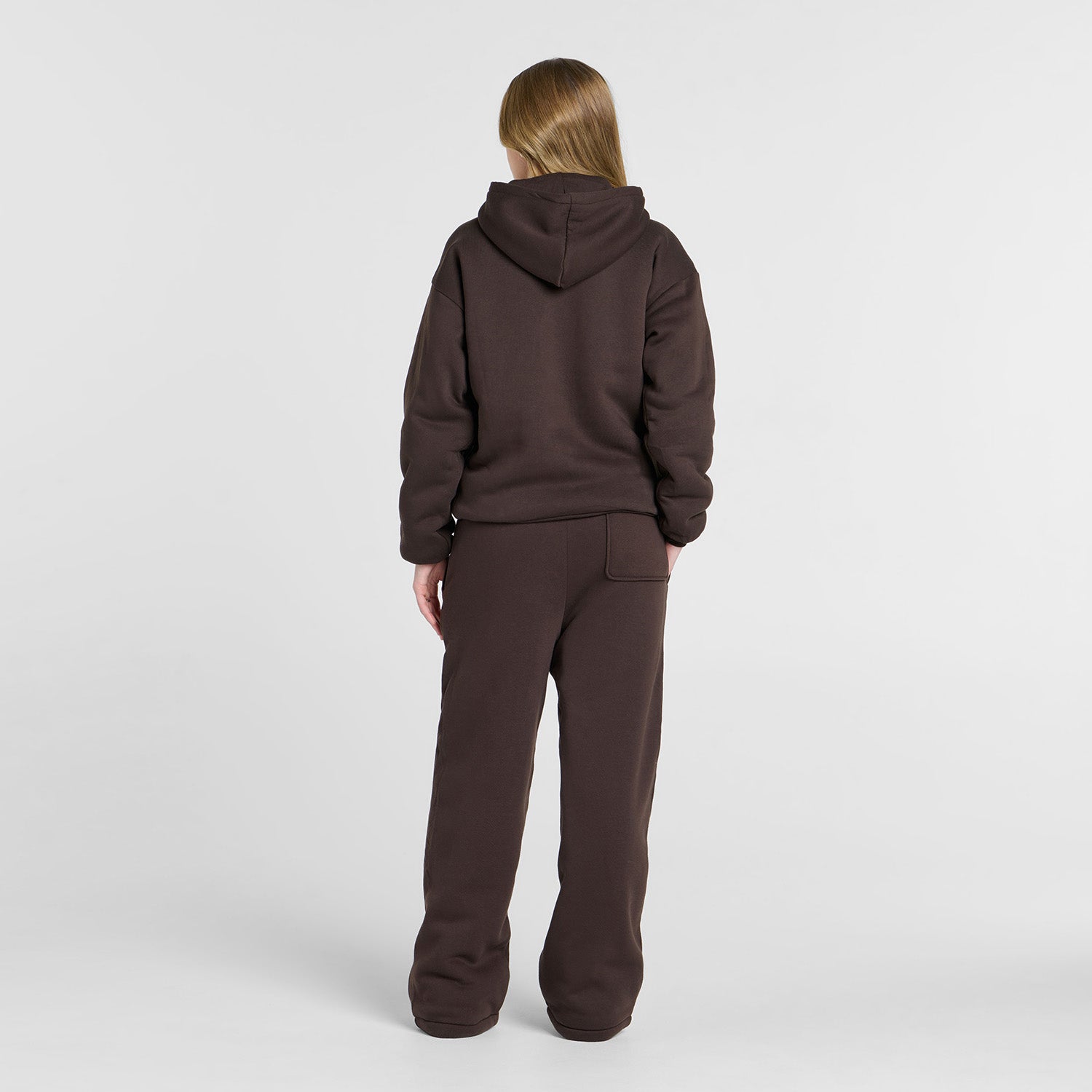 Sarah H is 168cm wearing a size XS/S