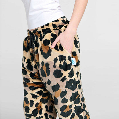 size: Sarah is 168cm wearing a size S/M