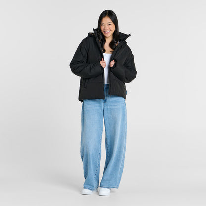 size: Ailene is 178cm wearing a size S/M