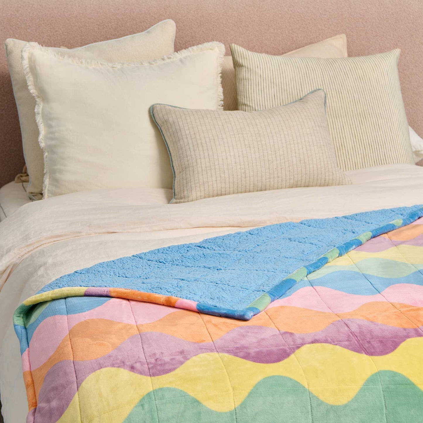 Pastel/Blue Wave