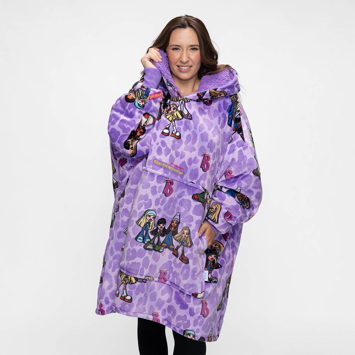 size: Mia is 170cm wearing a size OOD