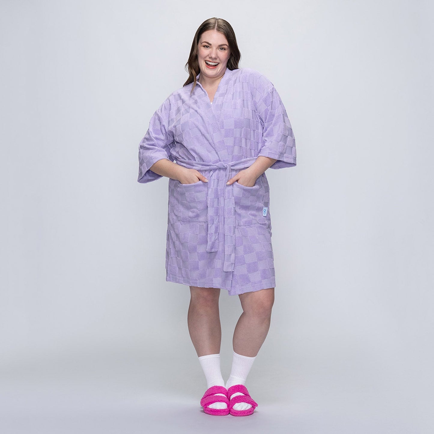 size: Tayla is 169cm wearing a size L/XL