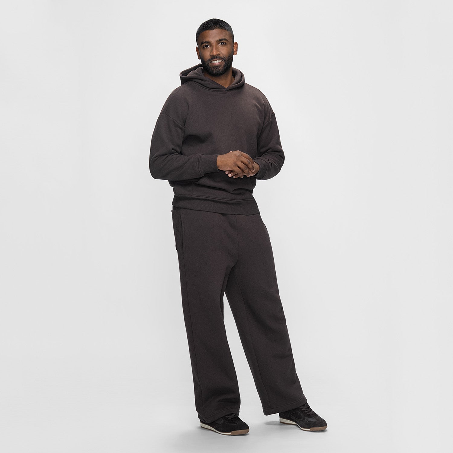 size: Sudev is 185cm wearing a size L/XL