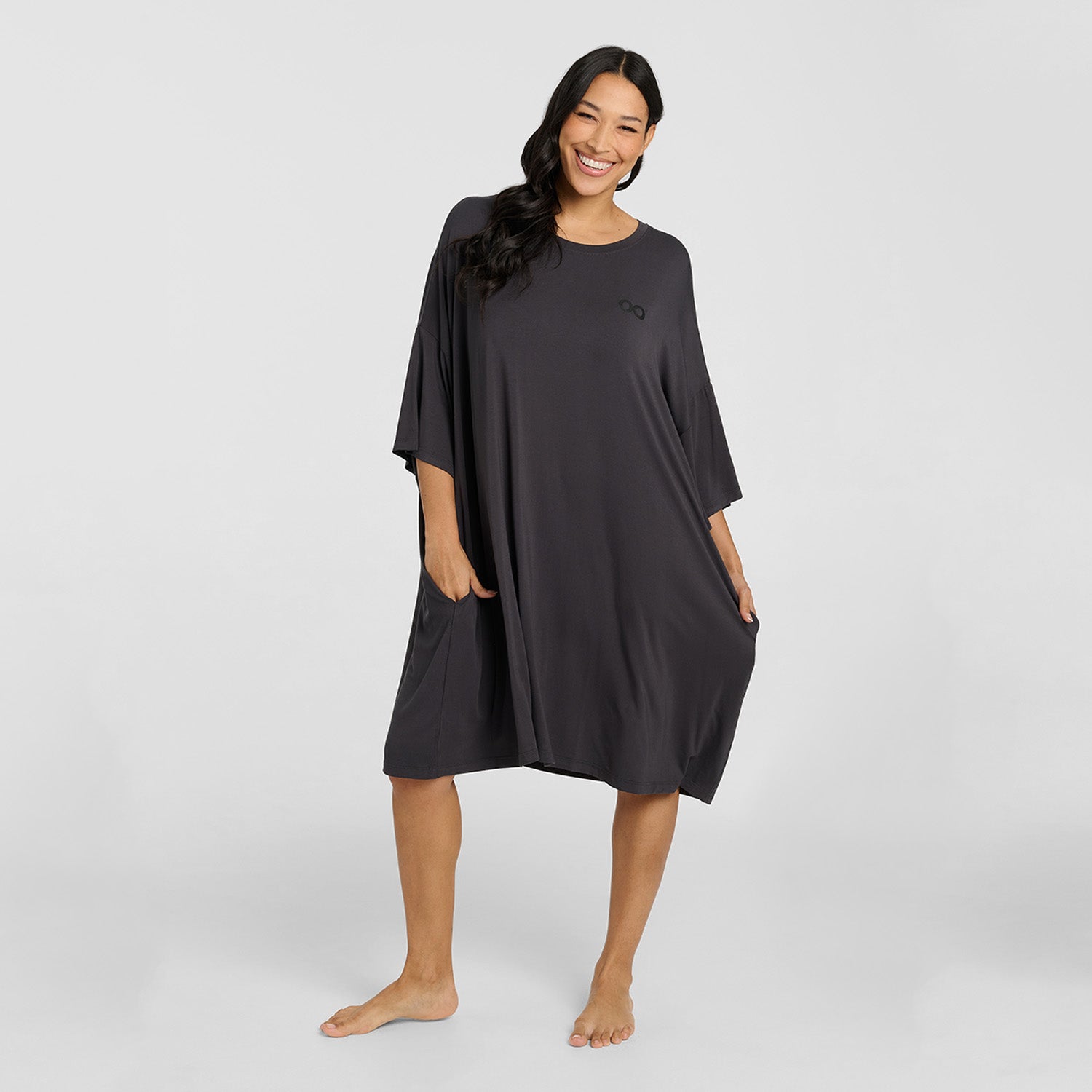 size: Alejandra is 172cm wearing a size OSFM