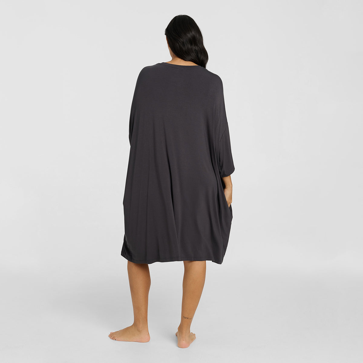 size: Alejandra is 172cm wearing a size OSFM