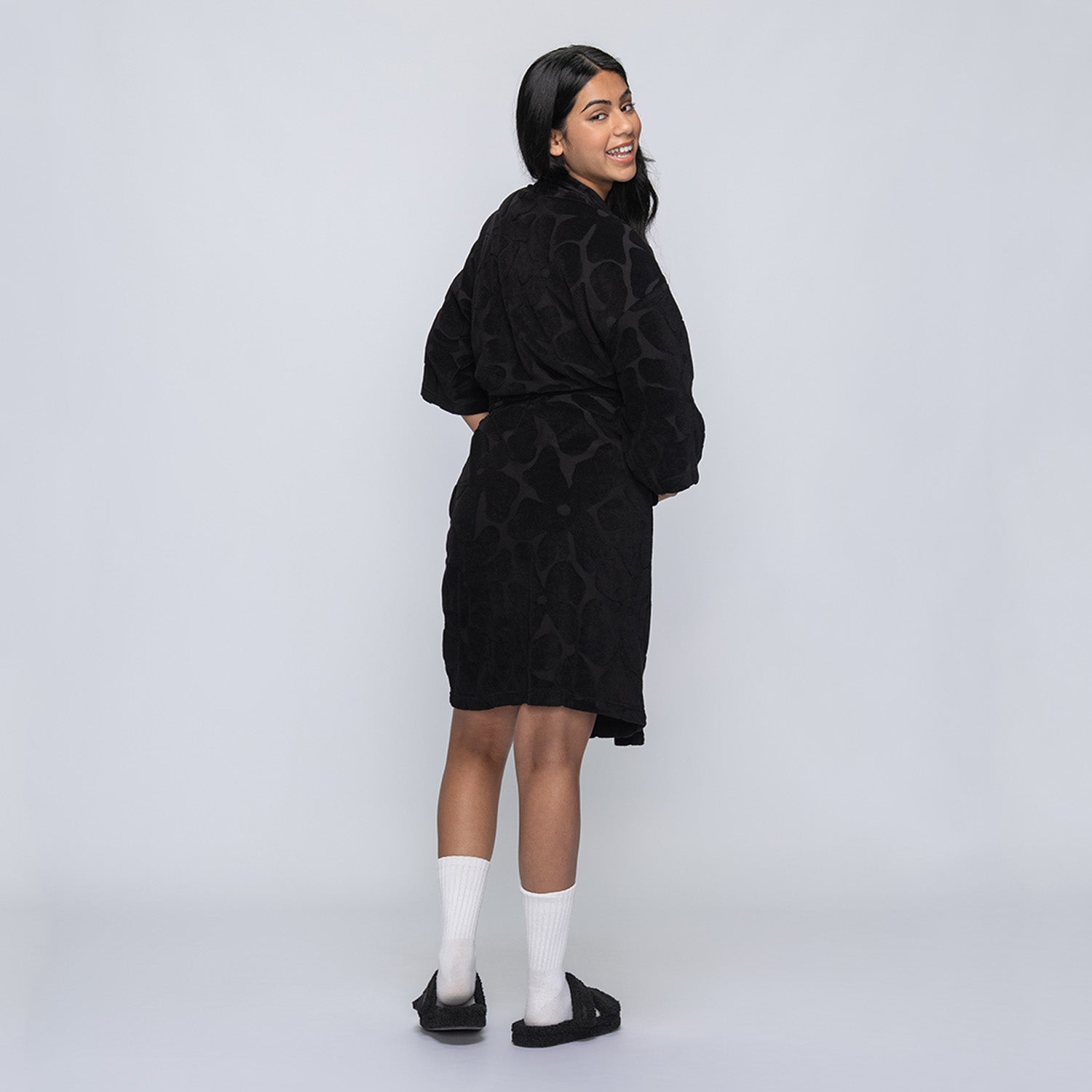 size: Shailza is 165cm wearing a size S/M
