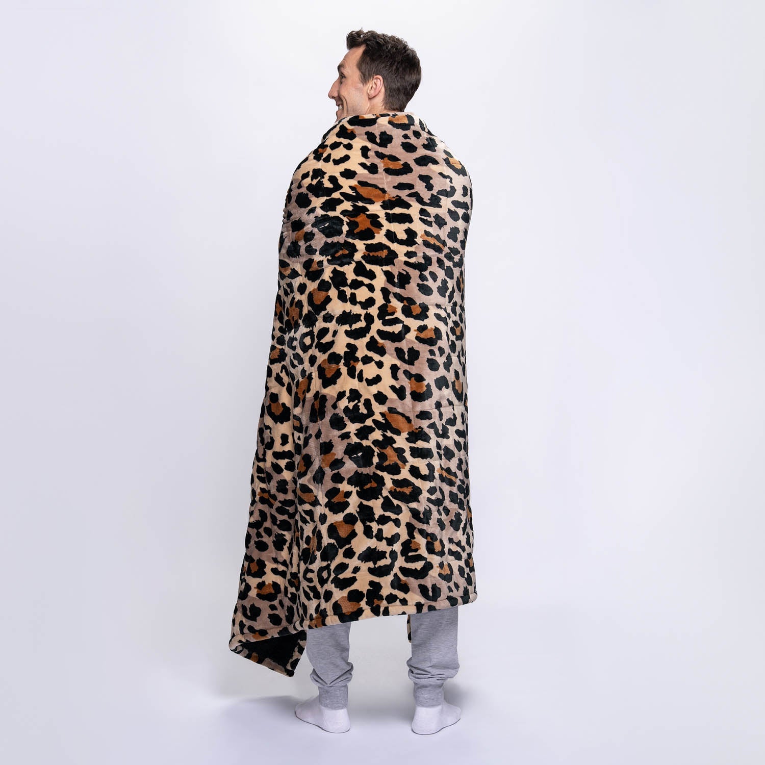 Leopard Sherpa Blanket – The Oodie UK