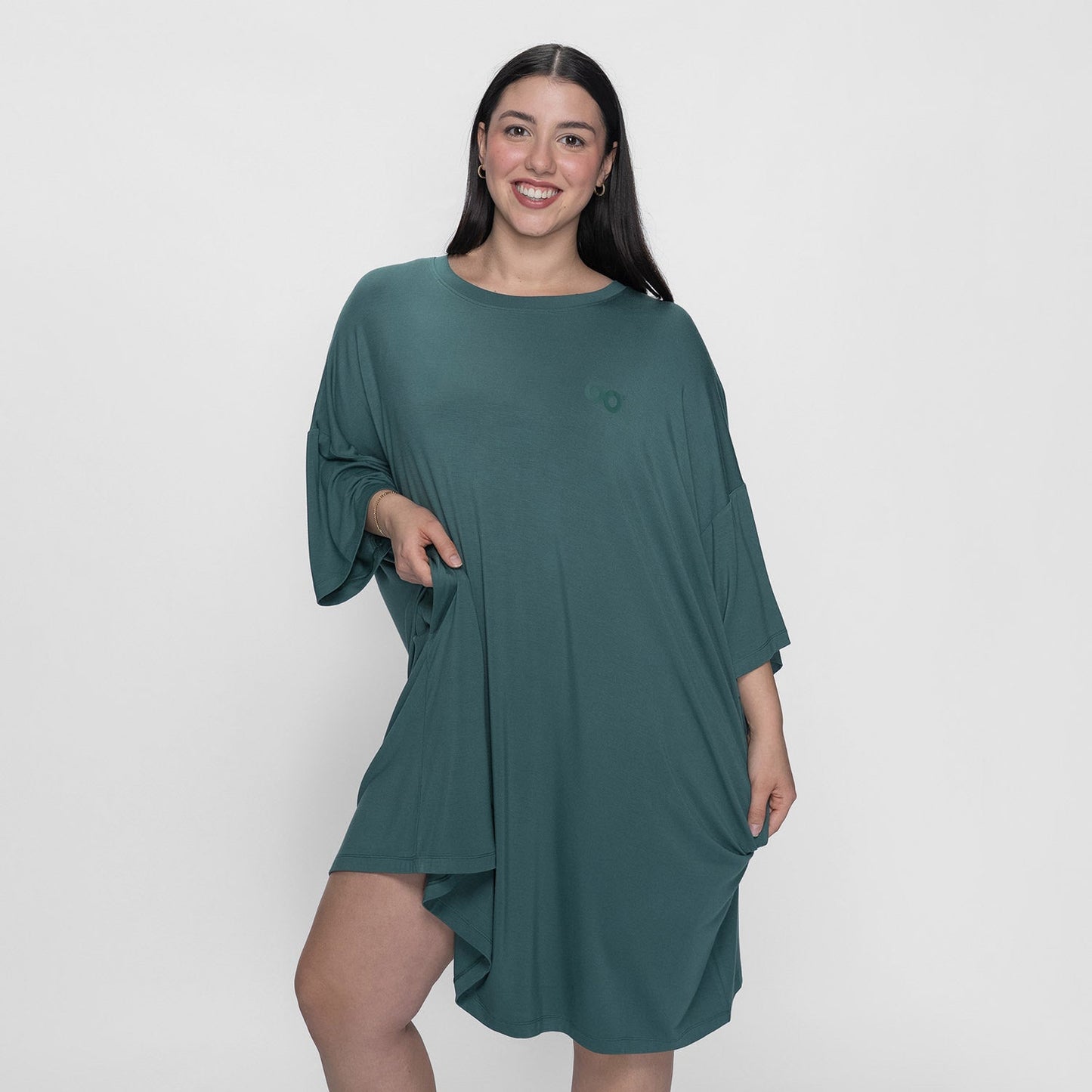 size: Sharnaya is 163cm wearing a size OSFM