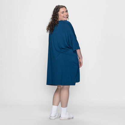 size: Finty is 5′7″ wearing a size OSFM