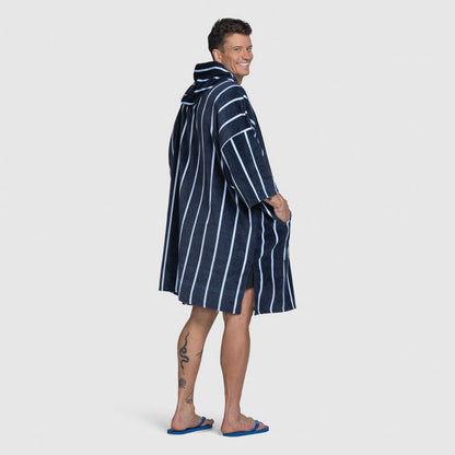 size: Sam is 188cm wearing a size S-XL