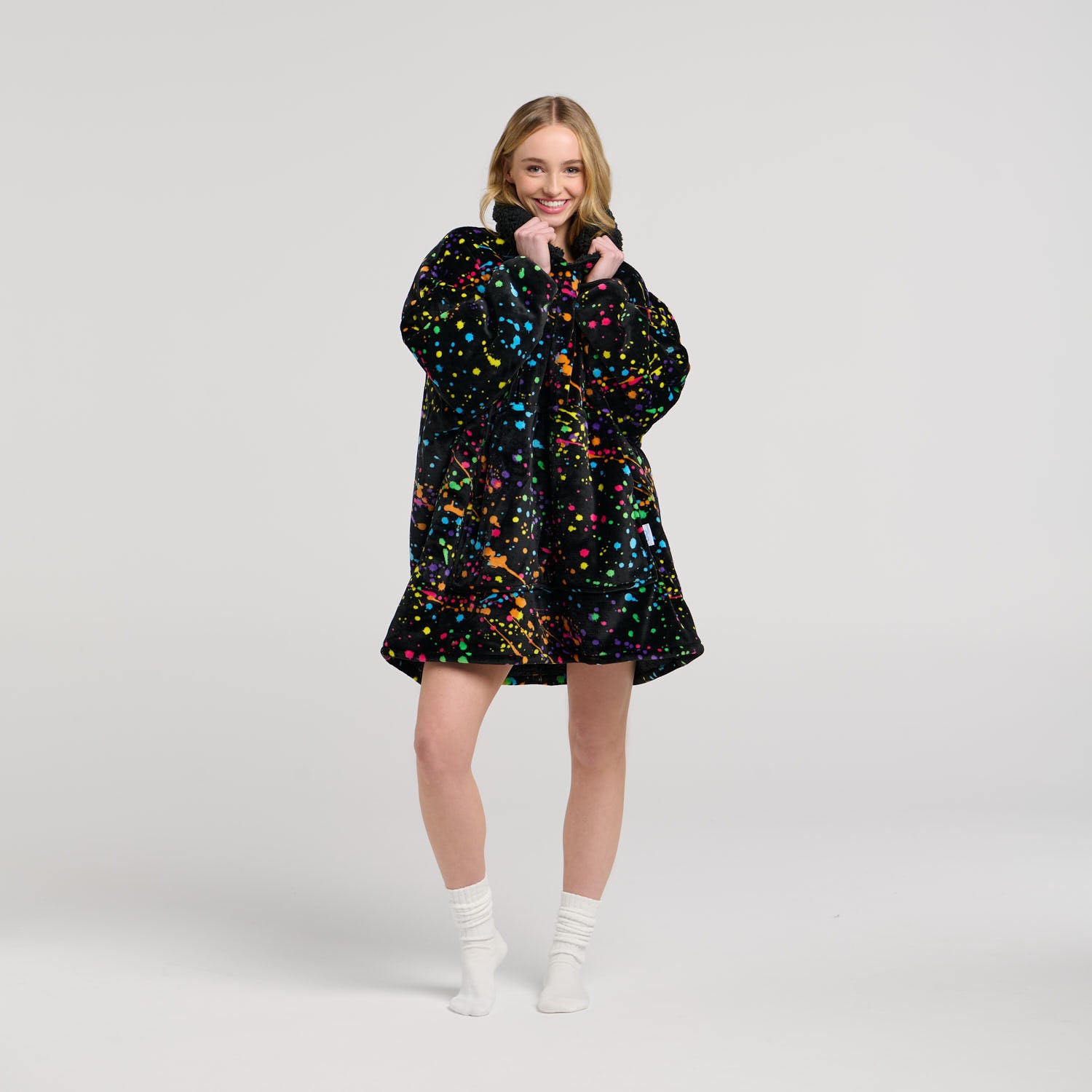 size: Lilli is 172cm wearing a size S/M