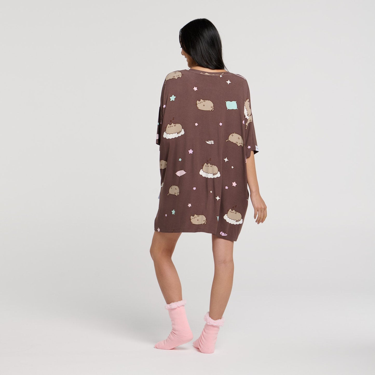 size: Ailene is 178cm wearing a size S/M