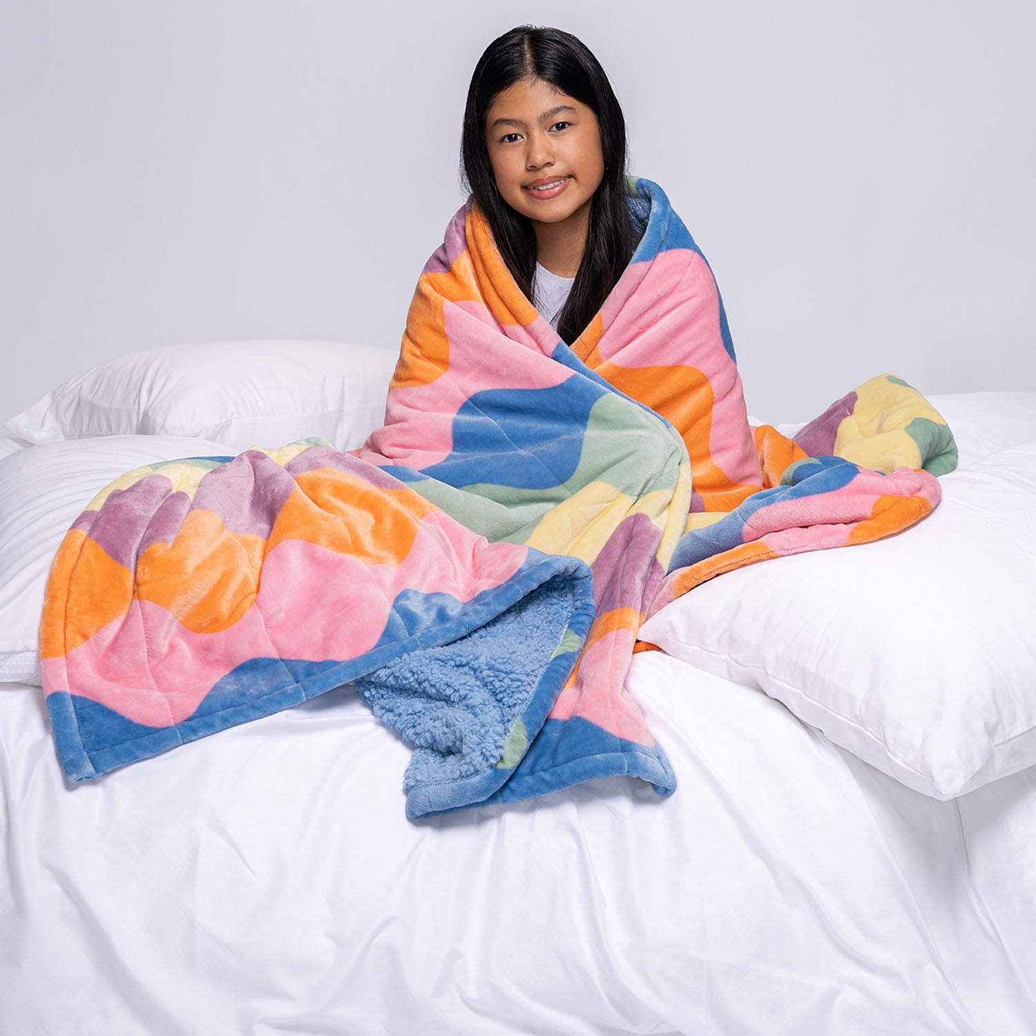 Pastel Wave Sherpa Blanket – The Oodie UK