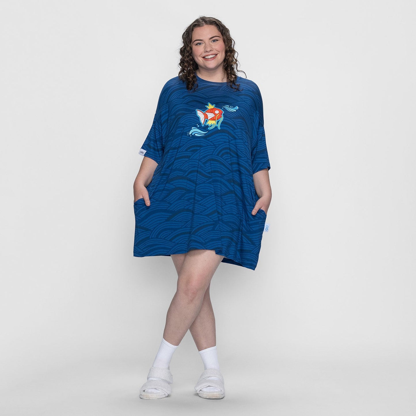 size: Finty is 169cm wearing a size S/M