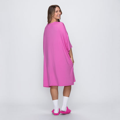 size: Mia is 170cm wearing a size OSFM