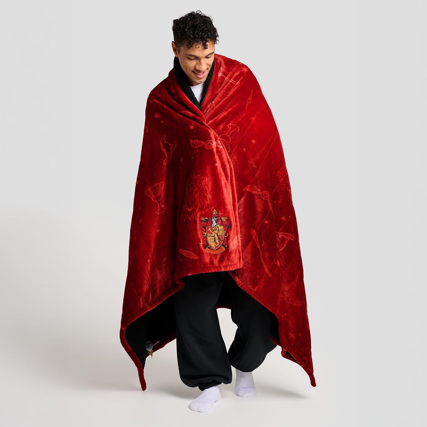 size: Renato is 179cm wearing a size Single