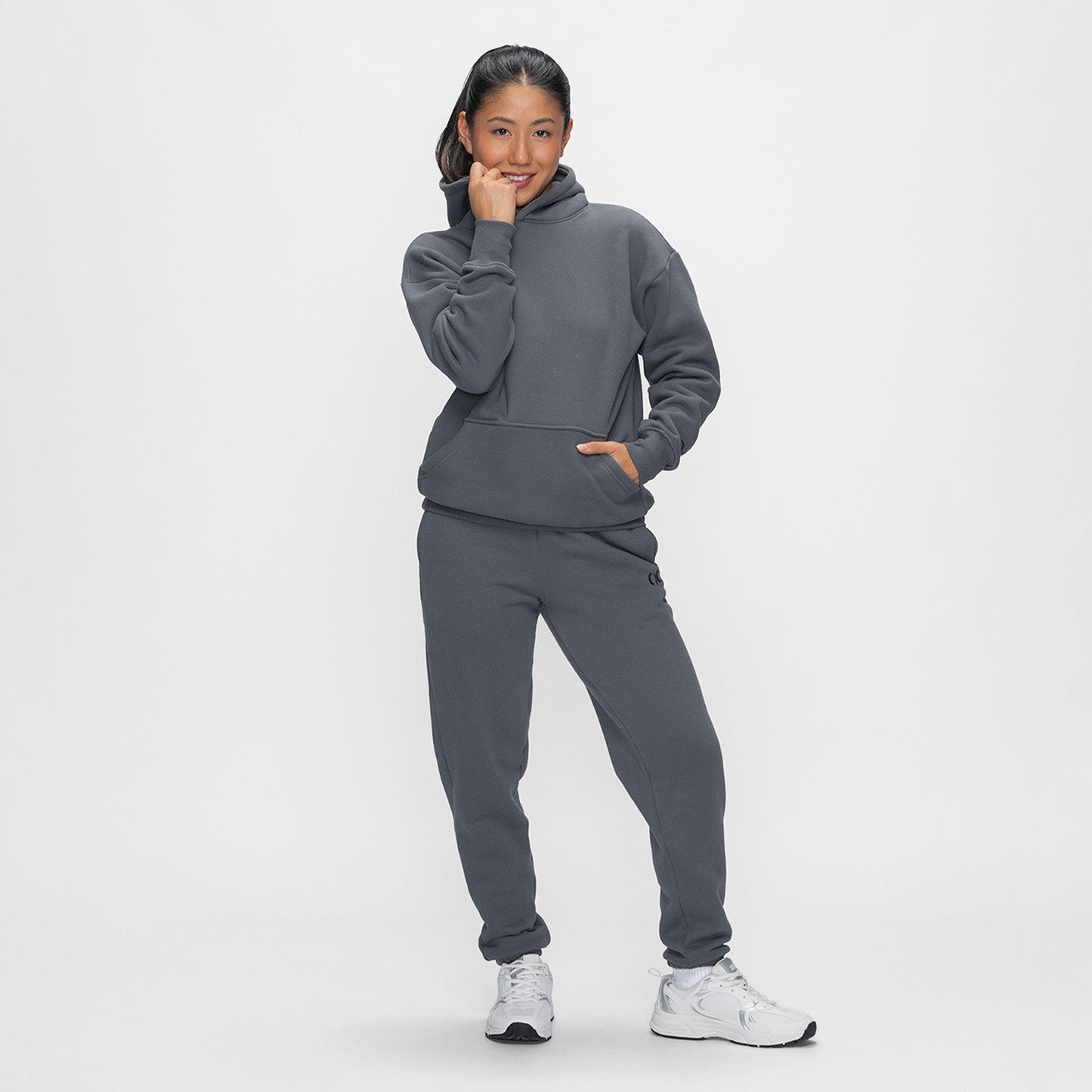 size: Yeryn is 165cm wearing a size XXS/XS